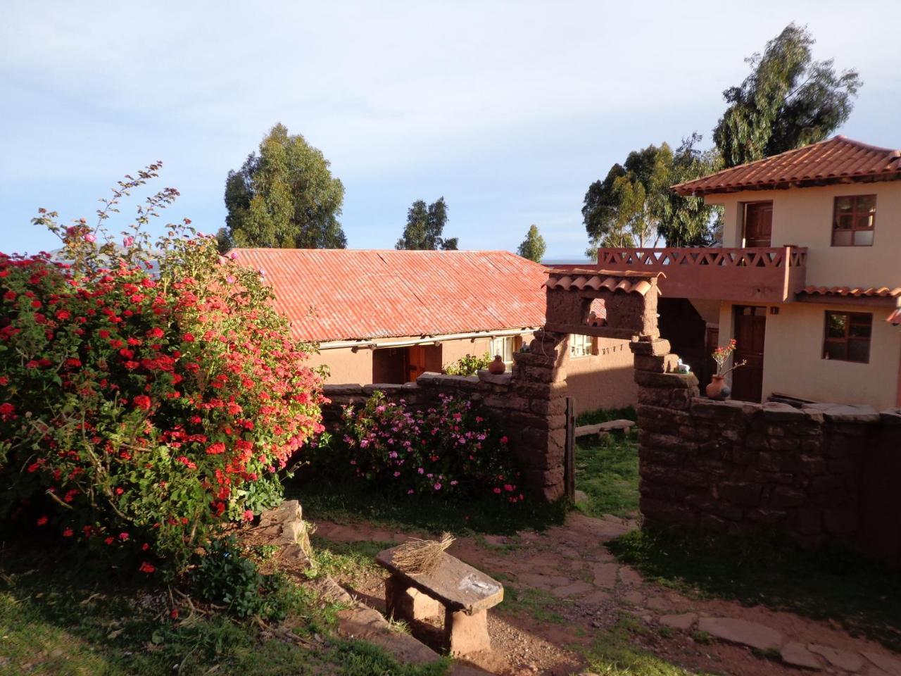 "Casa De Valentin" Guest House Llachon Exterior photo